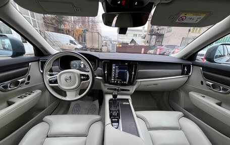 Volvo V90 Cross Country I рестайлинг, 2018 год, 3 495 000 рублей, 24 фотография