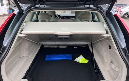 Volvo V90 Cross Country I рестайлинг, 2018 год, 3 495 000 рублей, 28 фотография