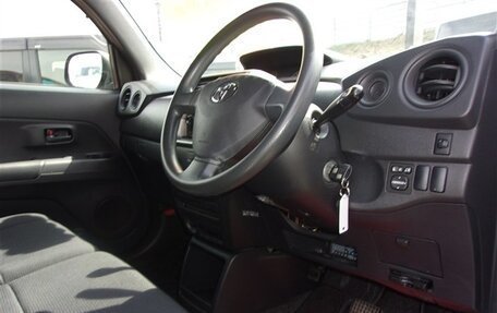 Toyota bB II рестайлинг, 2013 год, 685 450 рублей, 7 фотография