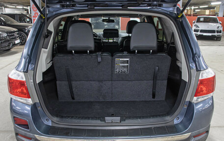 Toyota Highlander III, 2011 год, 1 998 000 рублей, 10 фотография