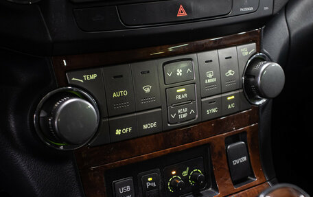 Toyota Highlander III, 2011 год, 1 998 000 рублей, 19 фотография