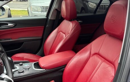 Alfa Romeo Giulia II, 2020 год, 2 990 000 рублей, 9 фотография