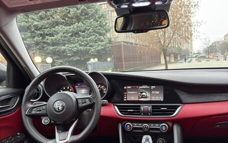 Alfa Romeo Giulia II, 2020 год, 2 990 000 рублей, 10 фотография