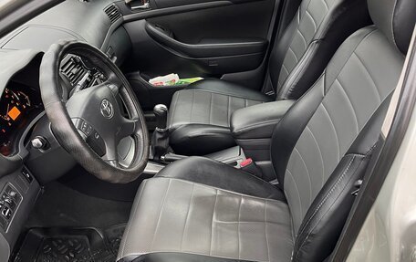 Toyota Avensis III рестайлинг, 2008 год, 750 000 рублей, 10 фотография