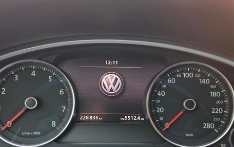 Volkswagen Touareg III, 2011 год, 1 790 000 рублей, 16 фотография