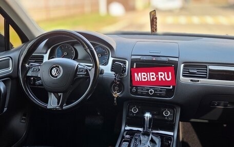 Volkswagen Touareg III, 2011 год, 1 790 000 рублей, 9 фотография