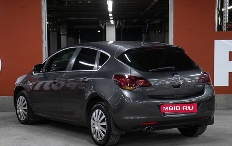 Opel Astra J, 2011 год, 698 000 рублей, 7 фотография