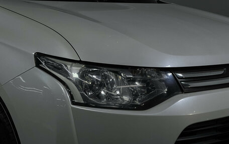 Mitsubishi Outlander III рестайлинг 3, 2013 год, 1 350 000 рублей, 15 фотография