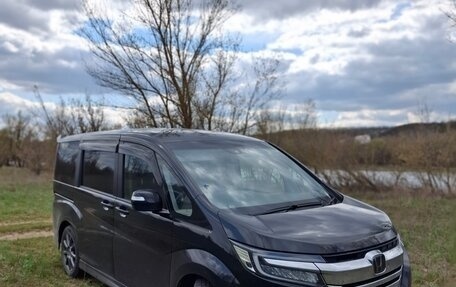 Honda Stepwgn IV, 2021 год, 2 390 000 рублей, 1 фотография