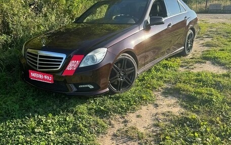 Mercedes-Benz E-Класс, 2010 год, 1 200 000 рублей, 1 фотография