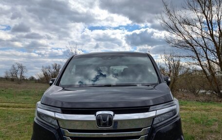 Honda Stepwgn IV, 2021 год, 2 390 000 рублей, 2 фотография