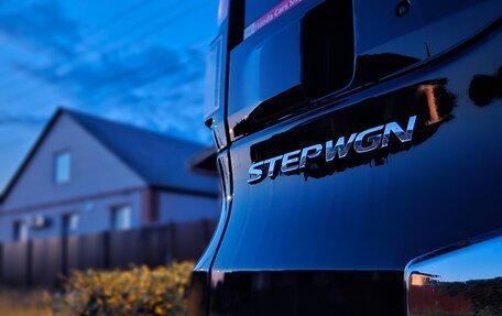Honda Stepwgn IV, 2021 год, 2 390 000 рублей, 14 фотография