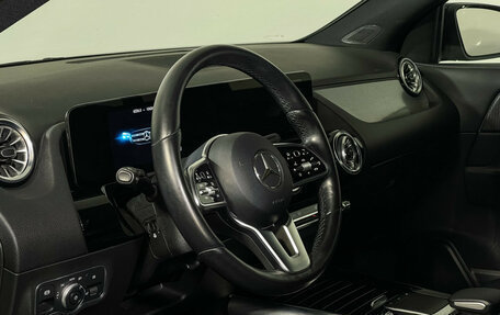 Mercedes-Benz GLA, 2020 год, 2 997 000 рублей, 13 фотография