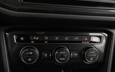 Volkswagen Tiguan II, 2016 год, 2 774 444 рублей, 15 фотография