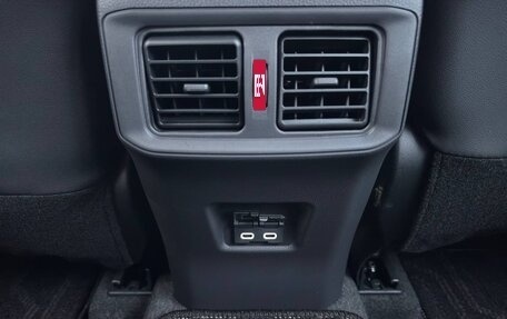 Toyota RAV4, 2025 год, 4 500 000 рублей, 12 фотография