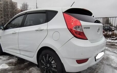 Hyundai Solaris II рестайлинг, 2013 год, 600 000 рублей, 9 фотография