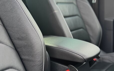 Volkswagen Tiguan II, 2019 год, 3 339 000 рублей, 29 фотография