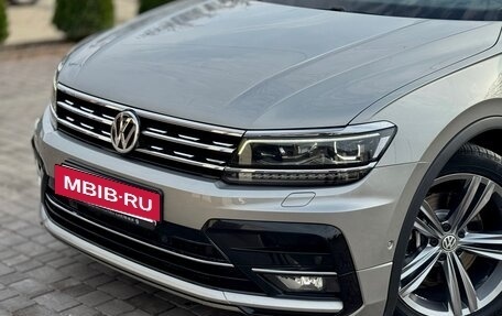 Volkswagen Tiguan II, 2019 год, 3 339 000 рублей, 16 фотография