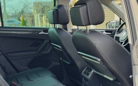 Volkswagen Tiguan II, 2019 год, 3 339 000 рублей, 30 фотография