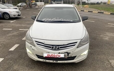 Hyundai Solaris II рестайлинг, 2014 год, 920 000 рублей, 1 фотография