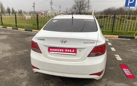 Hyundai Solaris II рестайлинг, 2014 год, 920 000 рублей, 2 фотография