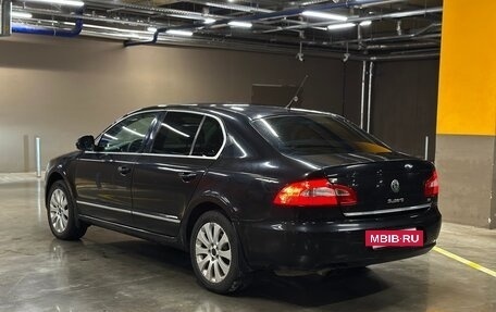 Skoda Superb III рестайлинг, 2009 год, 885 000 рублей, 5 фотография