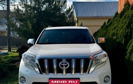 Toyota Land Cruiser Prado 150 рестайлинг 2, 2013 год, 3 490 000 рублей, 5 фотография