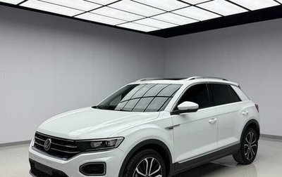 Volkswagen T-Roc I, 2022 год, 1 452 500 рублей, 1 фотография