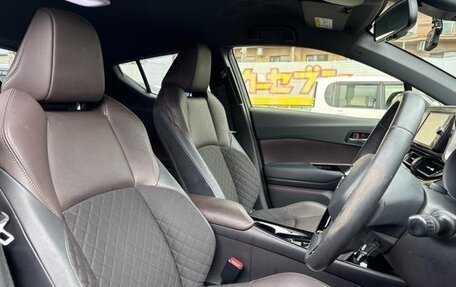 Toyota C-HR I рестайлинг, 2018 год, 1 280 000 рублей, 8 фотография