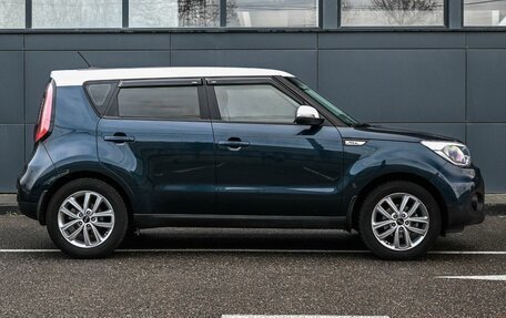 KIA Soul II рестайлинг, 2018 год, 1 889 000 рублей, 5 фотография