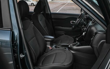 KIA Soul II рестайлинг, 2018 год, 1 889 000 рублей, 8 фотография