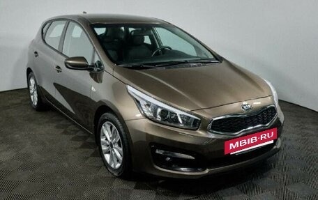 KIA cee'd III, 2018 год, 1 250 000 рублей, 2 фотография
