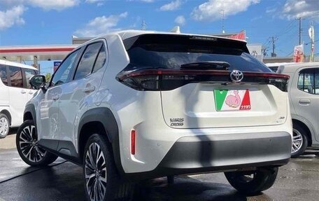 Toyota Yaris Cross, 2021 год, 1 420 000 рублей, 4 фотография