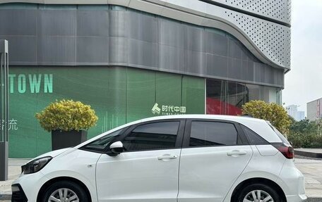 Honda Fit, 2021 год, 1 317 878 рублей, 4 фотография