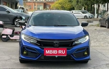 Honda Civic, 2022 год, 1 700 000 рублей, 2 фотография