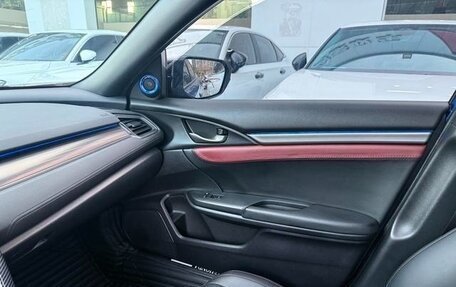 Honda Civic, 2022 год, 1 700 000 рублей, 19 фотография