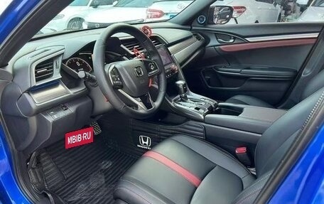 Honda Civic, 2022 год, 1 700 000 рублей, 11 фотография