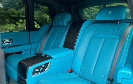 Rolls-Royce Cullinan, 2023 год, 51 770 000 рублей, 11 фотография