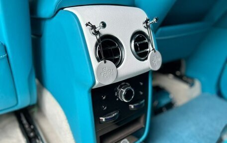 Rolls-Royce Cullinan, 2023 год, 51 770 000 рублей, 16 фотография