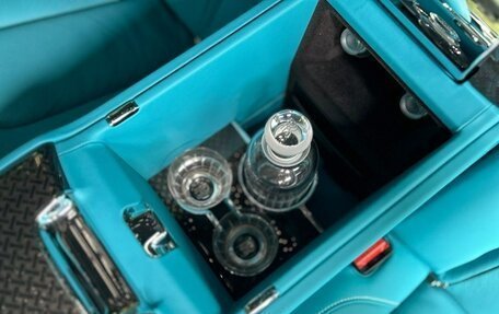 Rolls-Royce Cullinan, 2023 год, 51 770 000 рублей, 17 фотография