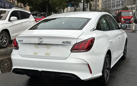 MG 5, 2024 год, 1 590 000 рублей, 4 фотография