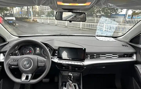 MG 5, 2024 год, 1 590 000 рублей, 8 фотография