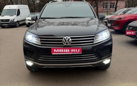 Volkswagen Touareg III, 2015 год, 3 250 000 рублей, 1 фотография