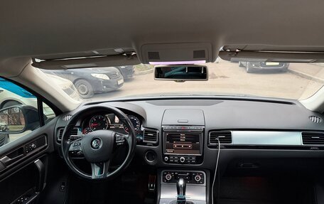 Volkswagen Touareg III, 2015 год, 3 250 000 рублей, 11 фотография