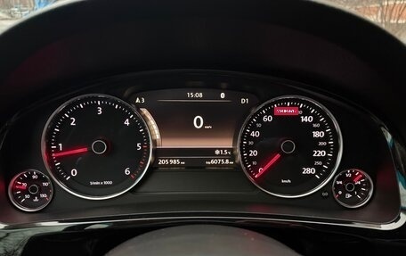 Volkswagen Touareg III, 2015 год, 3 250 000 рублей, 12 фотография