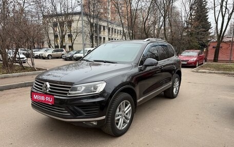 Volkswagen Touareg III, 2015 год, 3 250 000 рублей, 4 фотография