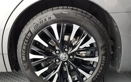 Toyota Alphard, 2024 год, 9 600 000 рублей, 19 фотография