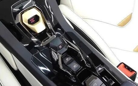 Lamborghini Huracán, 2023 год, 30 100 000 рублей, 10 фотография