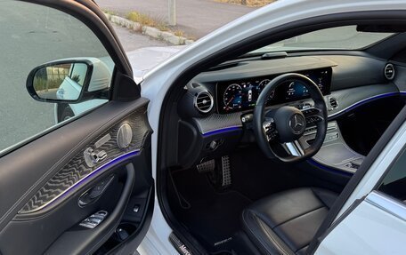 Mercedes-Benz E-Класс, 2021 год, 5 800 000 рублей, 17 фотография