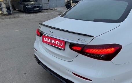 Mercedes-Benz E-Класс, 2021 год, 5 800 000 рублей, 9 фотография